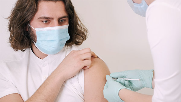 Вакцинація для дорослих